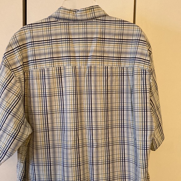 Causal men short sleeve button down shirt - Picture 4 of 5